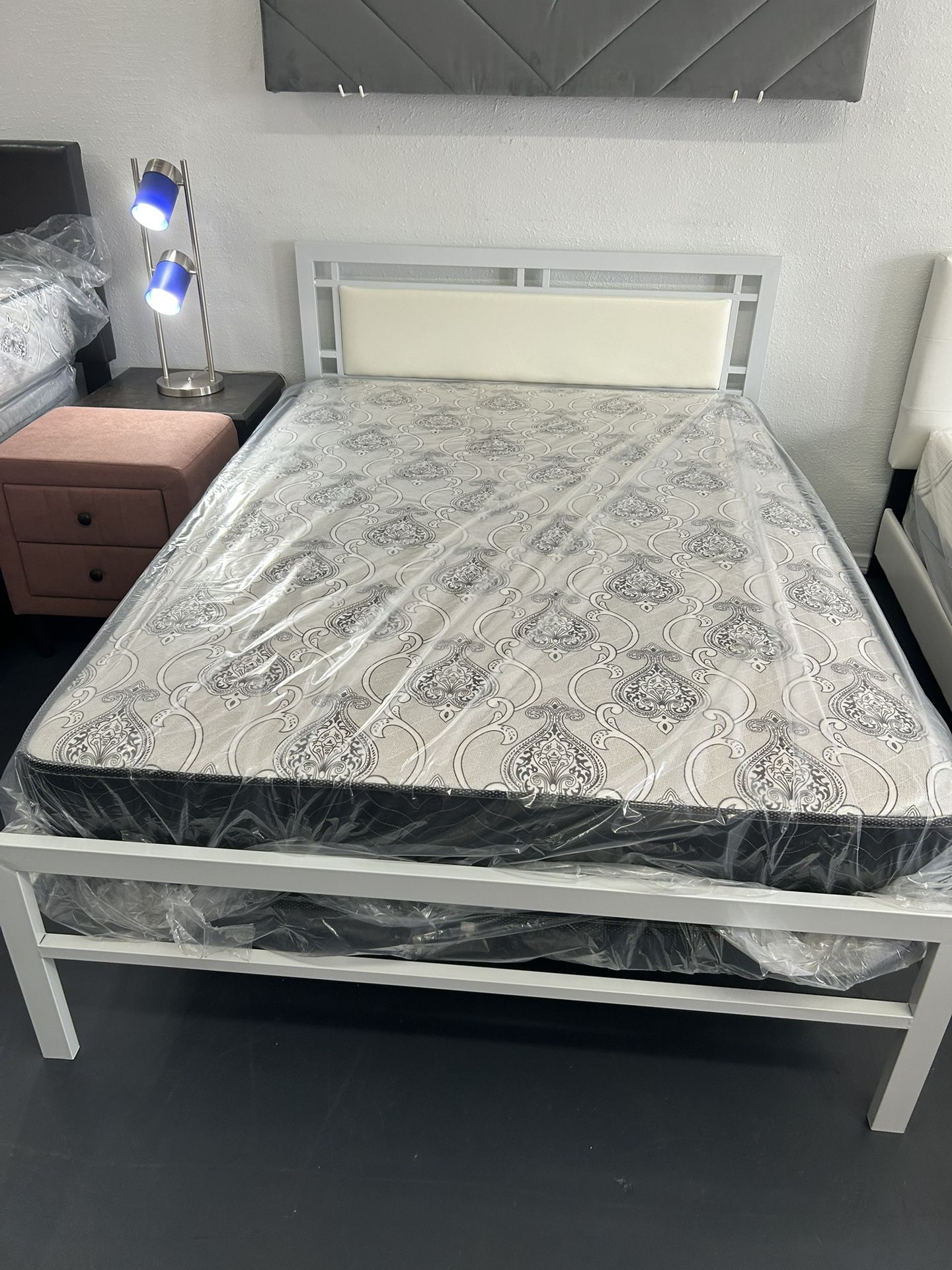 White Metal Full Size Bed And Mattress Combo
