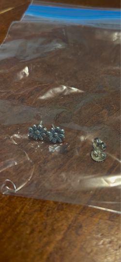 James Avery Margarita Stud Earrings