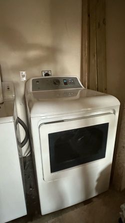Excellent Condition GE Dryer Model GTD65EBSJ4WF for Sale - $175 obo