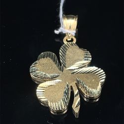 10KT Yellow Gold Clover Pendant 2.83g 182654/18