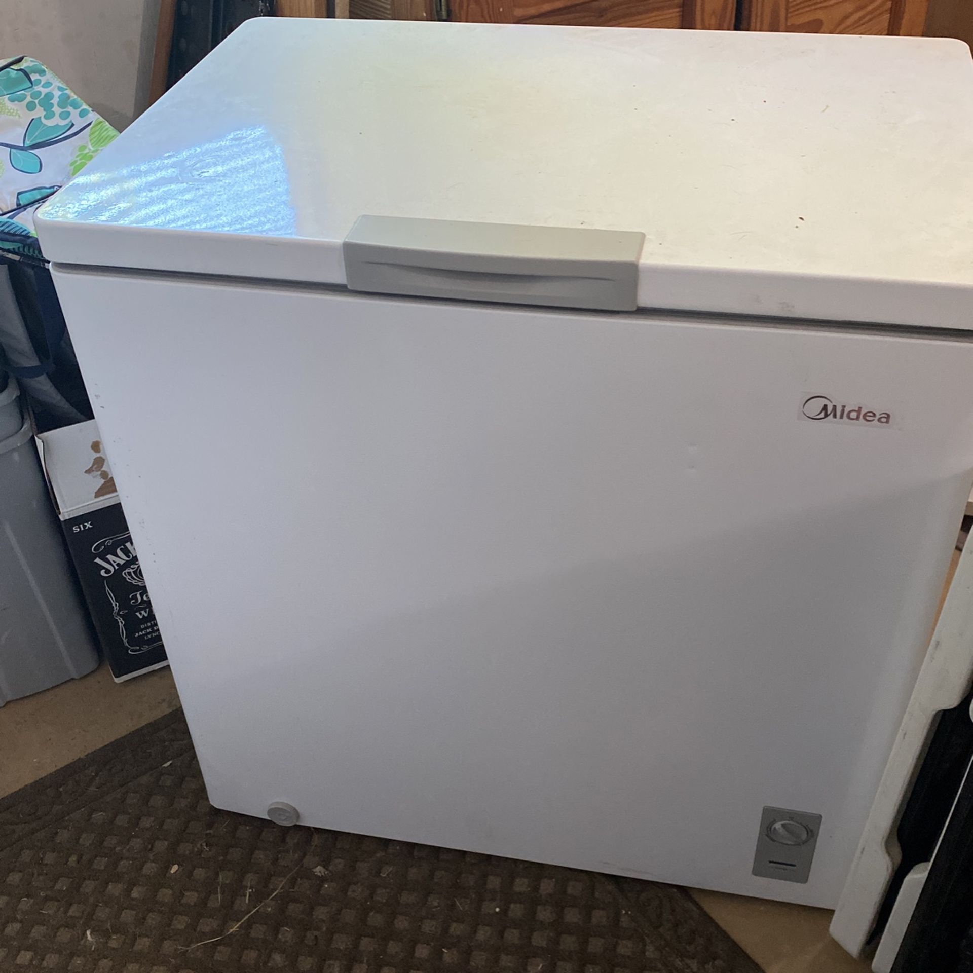 7 Cubic  Feet Freezer Chest