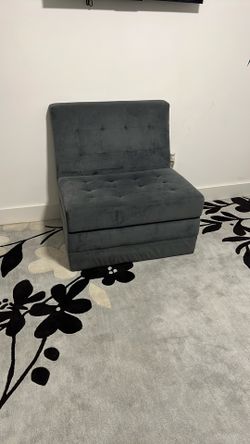 Chair/bed