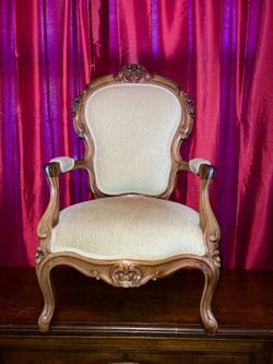 Victorian Arm Chair 