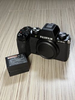 Like New Fujifilm X-S10 Mirrorless Camera