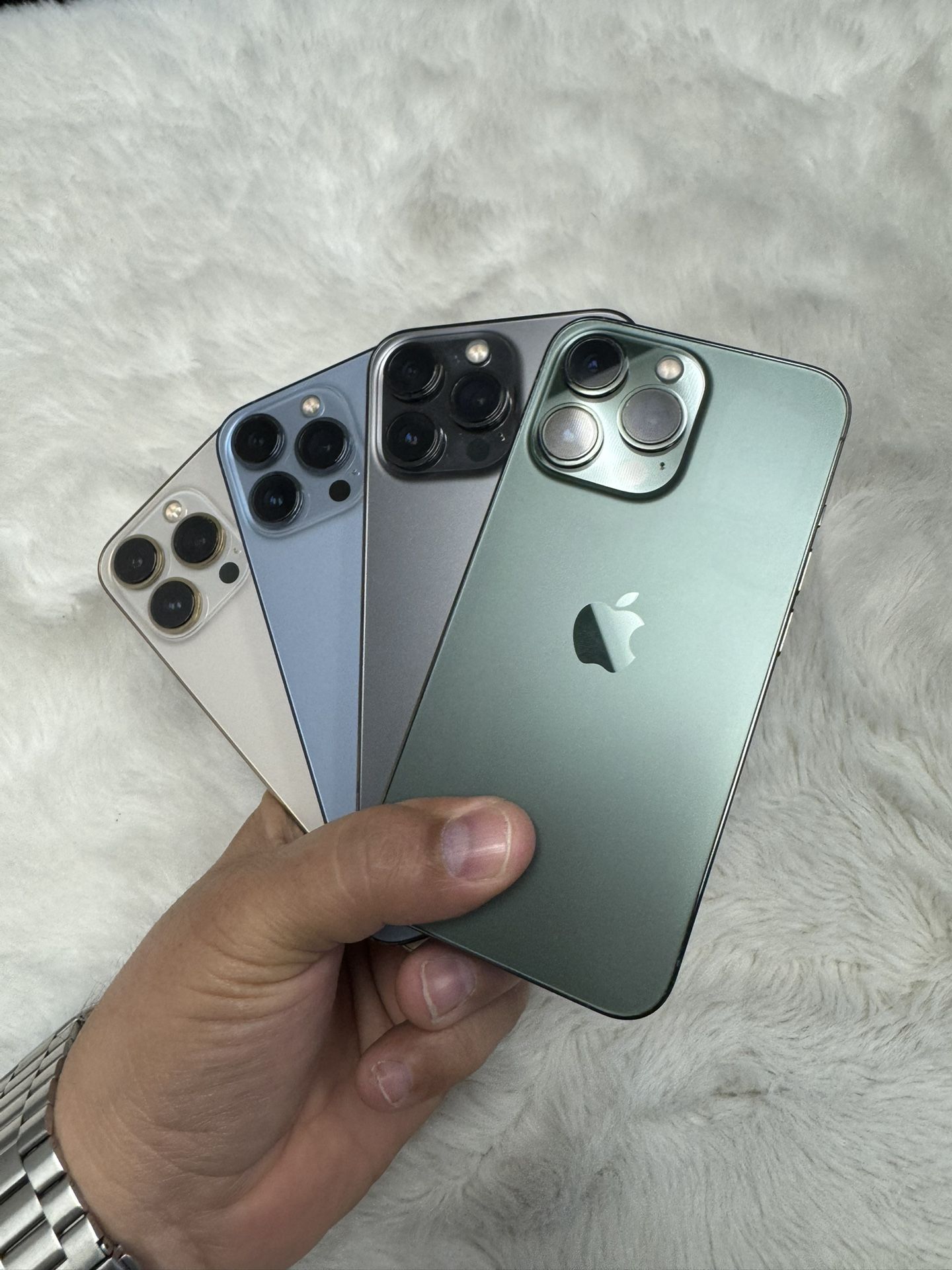 Apple iPhone 13 Pro 128GB Unlocked $450