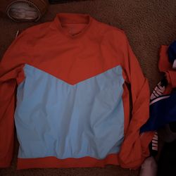 Nike zip up size medium