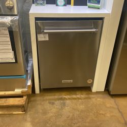 Stainless Steel Dishwasher KitchenAid 24 Inch Wide 