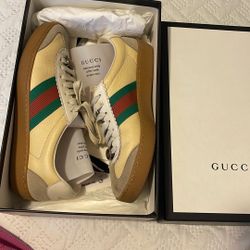 Gucci sneakers size 7 in good condition 