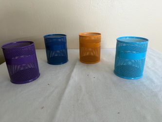 Metal Mesh Pencil Holder Set of 4