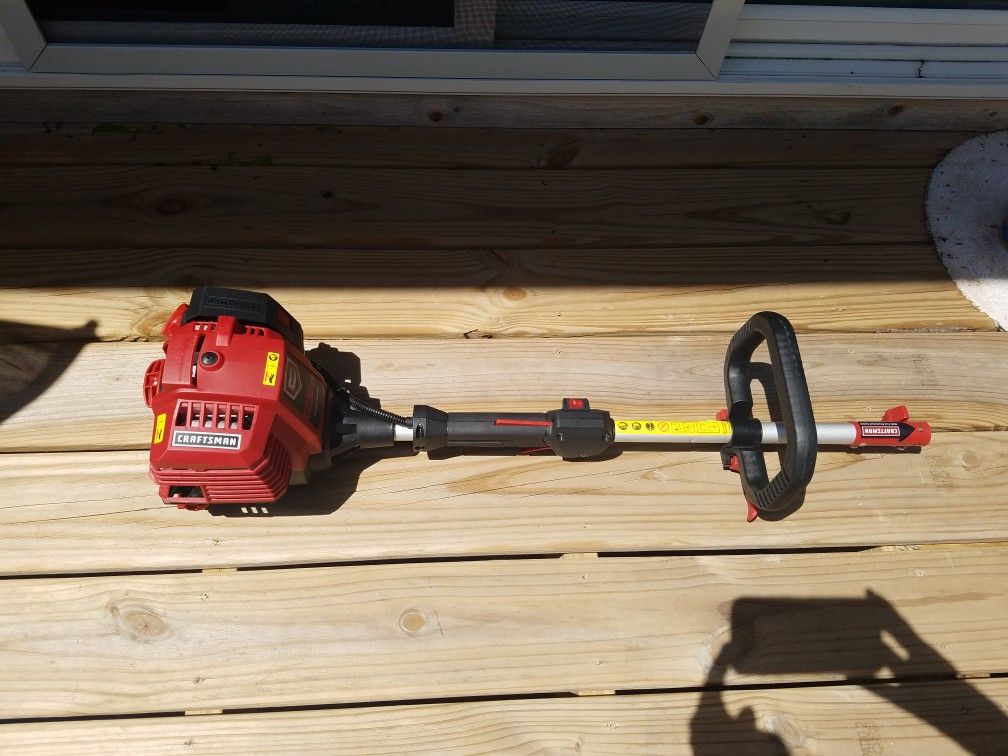 Craftsman 26.5cc 4 cycle gas trimmer -just engine and shaft. No attachments