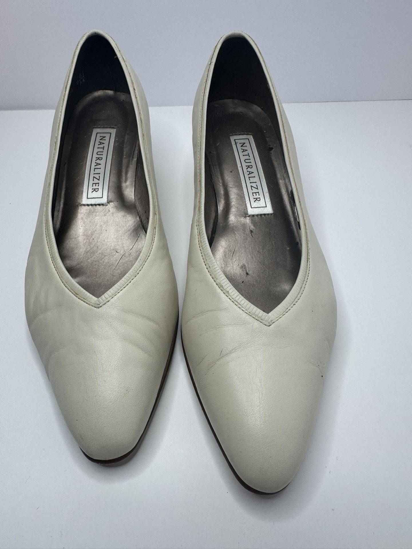 Naturalizer Vintage Leather Pumps Size 8