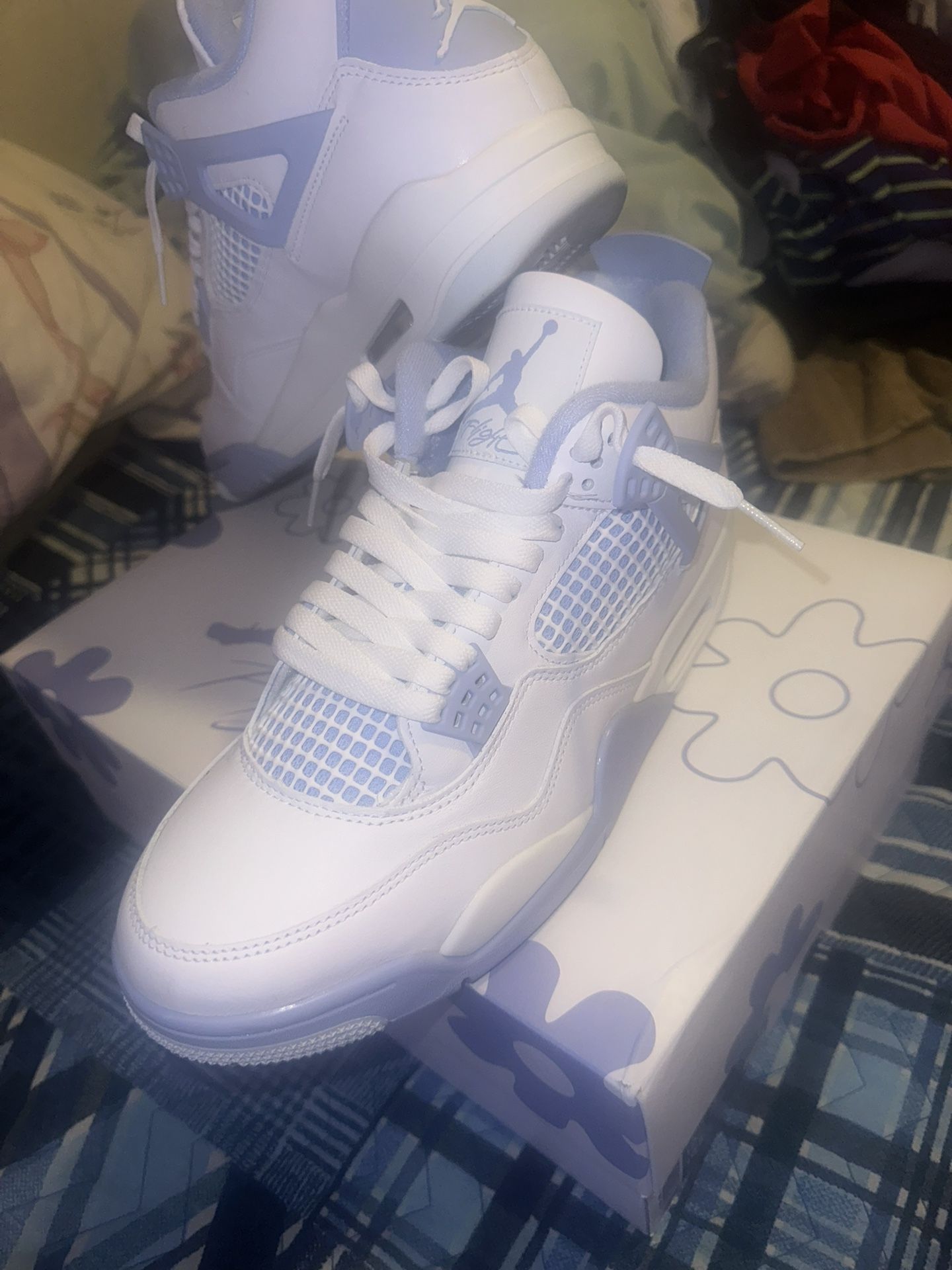 JORDAN 4s Size 10.5