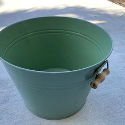 Bucket, Yard Decore, Wash Bucket 🪣 Large Planter