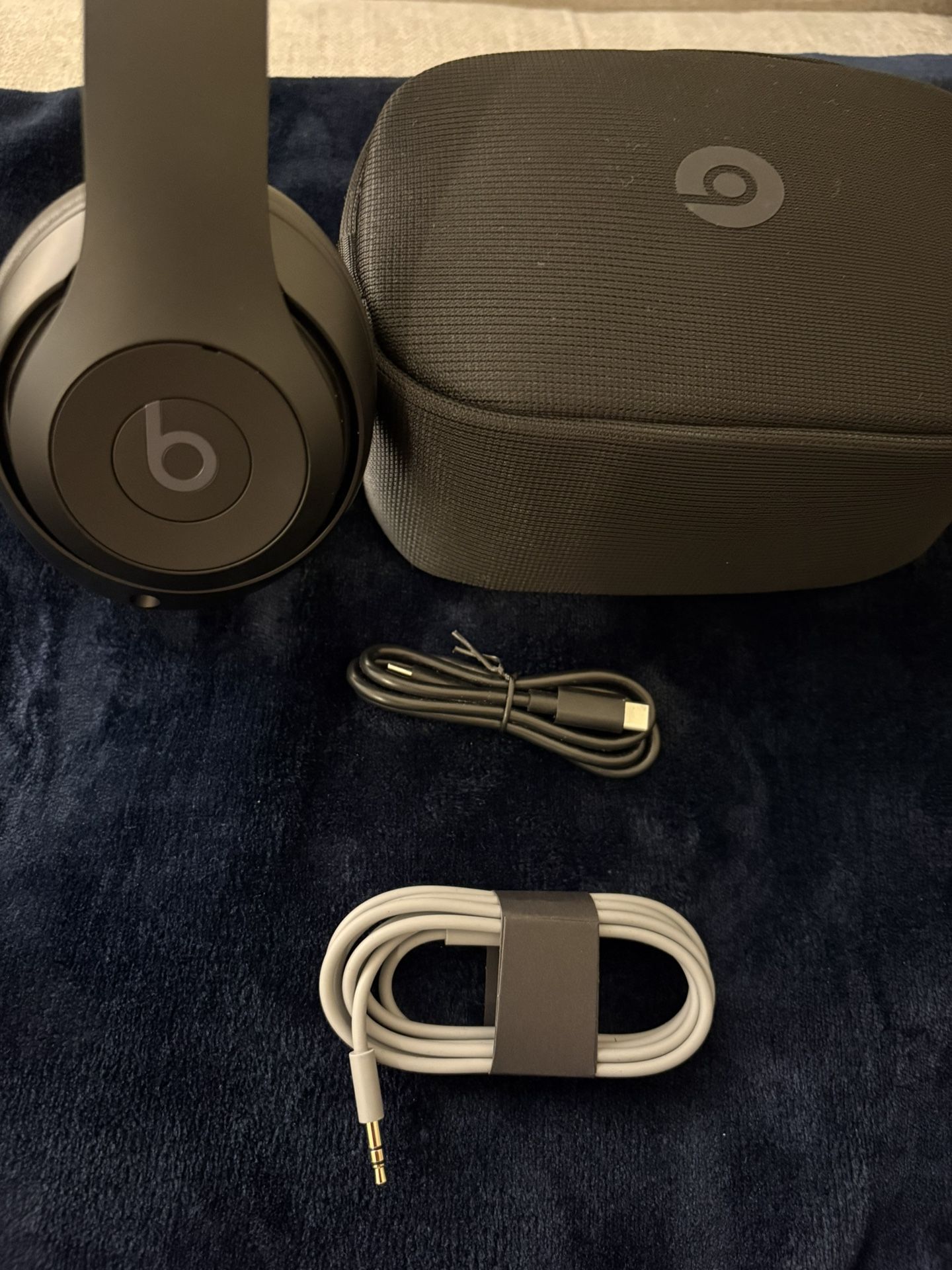 Beats Studio Pro (BLACK)