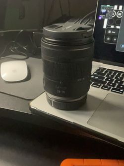 Canon 28-70mm is stm f/2.8