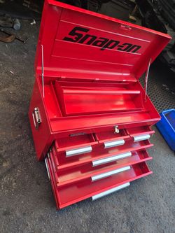 Kennedy 266 Mechanics tool chest.