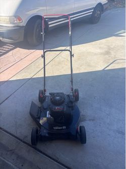 Hyper tough 20” Gas lawnmower broken
