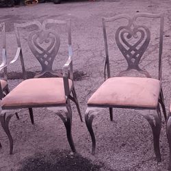 4 metal chairs