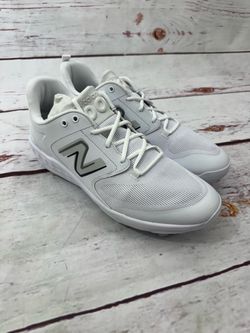 New Men's New Balance Fresh Foam 3000 V6 Metal Baseball Cleats, Size 16 Wide 2E  Box is damaged .