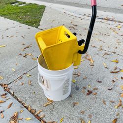 janitorial Supplies.   See description.