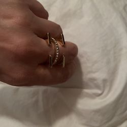 Art Deco Goldtone And Rhinestone Ring