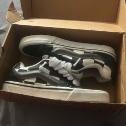 Vans Knu Skool