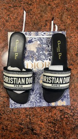 Cristian Dior sandalias