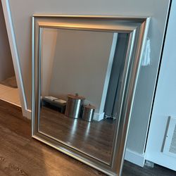 Mirror (Excellent condition)