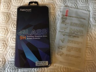 Qty . : 2 - Iphone 6 plus and 6s plus Screen Pro.