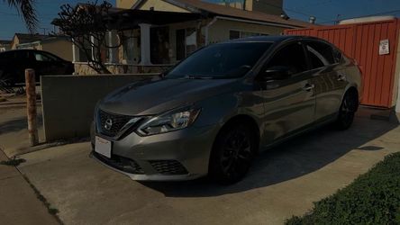 2018 Nissan Sentra 4-Door Sedan