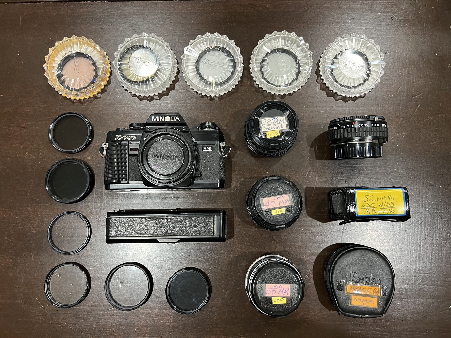 MINOLTA  X700 + 3 LENSES