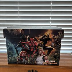 Graphic Comic Book Box-Zero War-Fortnite & Marvel