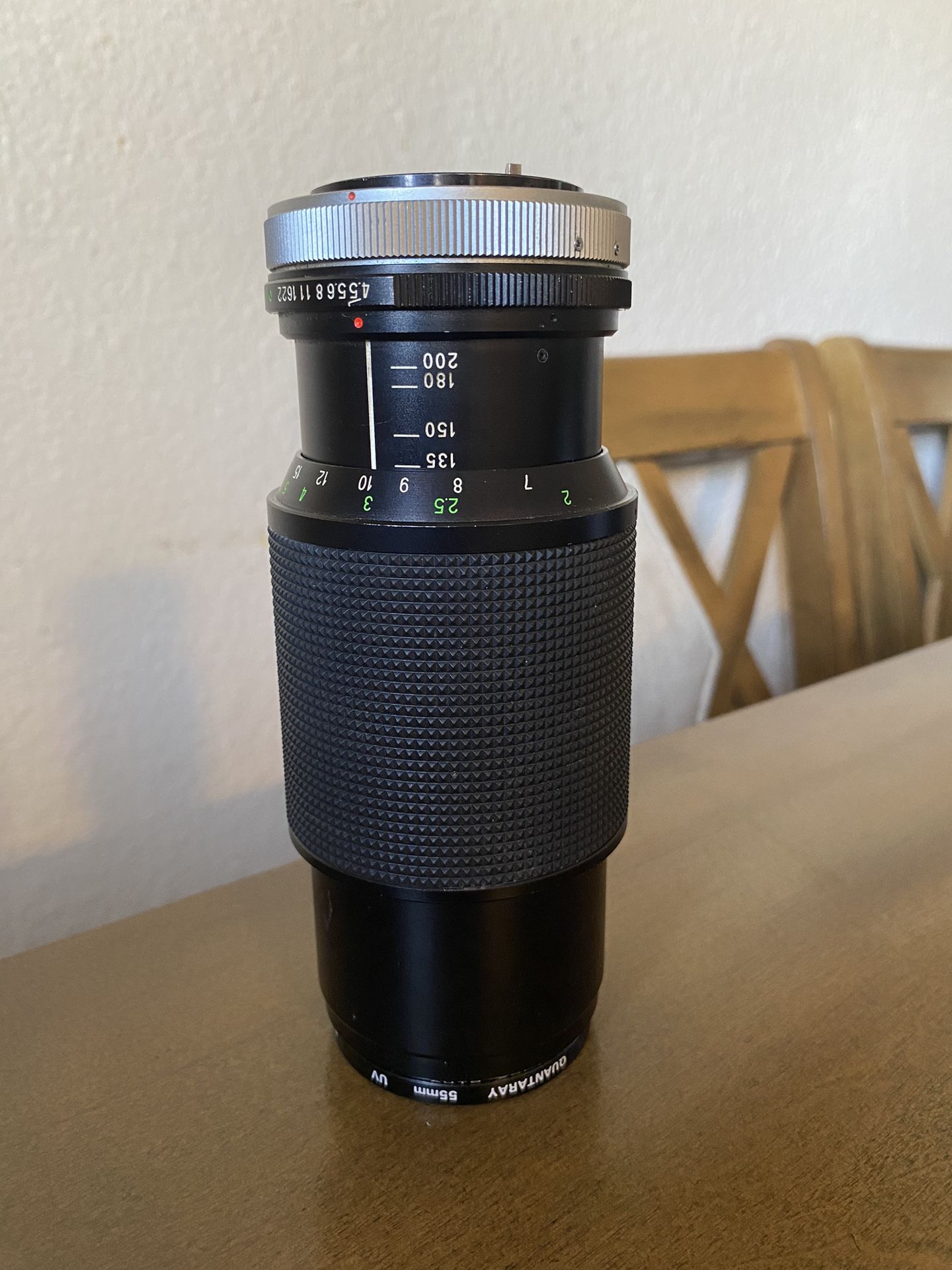 VIVITAR 80 TO 200MM AUTO ZOOM CAMERA LENS