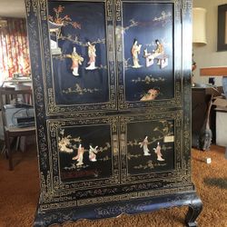Oriental Pearl Inlaid Cabinet