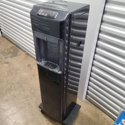 Global Water G5F Standing Water Cooler, 3-Stage Filtration
