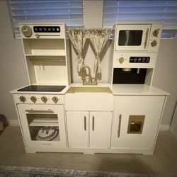 Tinyland Wood Play Kitchen In Great Condition!