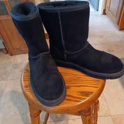 Black Ugg Boots 