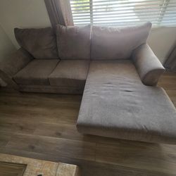 Luxe Gray 2 Piece Right Arm Facing Chaise Sectional 7' 8" X 5"