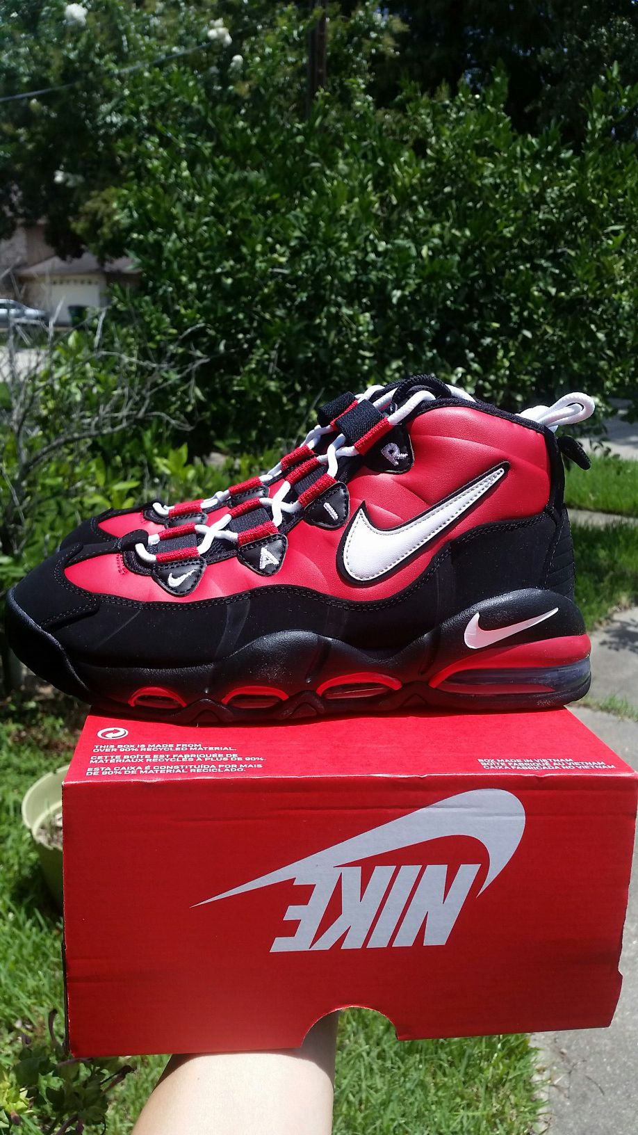 New Air Max Uptempo 95 men size 9.5 red Black