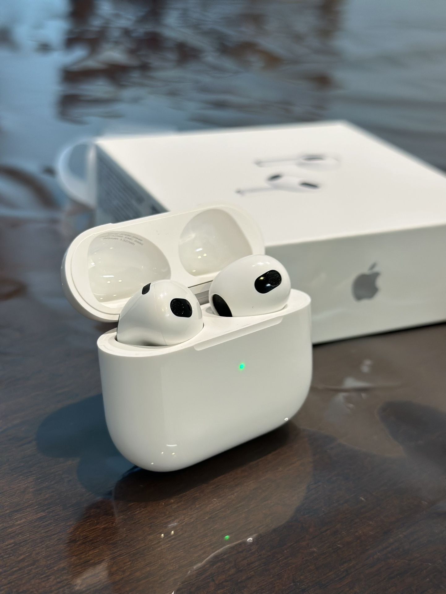 AirPods 3rd Generation – Excellent Condition