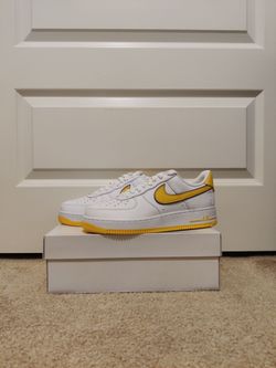Nike Air Force 1 Low Kobe Lakers Home Size 8.5