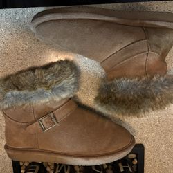 Bear paw boots Uggs Women 10 