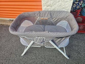 Dream on me portable baby bassinet