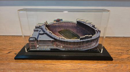 Home Fields Inc. - NFL - Green Bay Packers - Lambeau Field - Replica Stadium 3D View (2004) - Encased - Wood