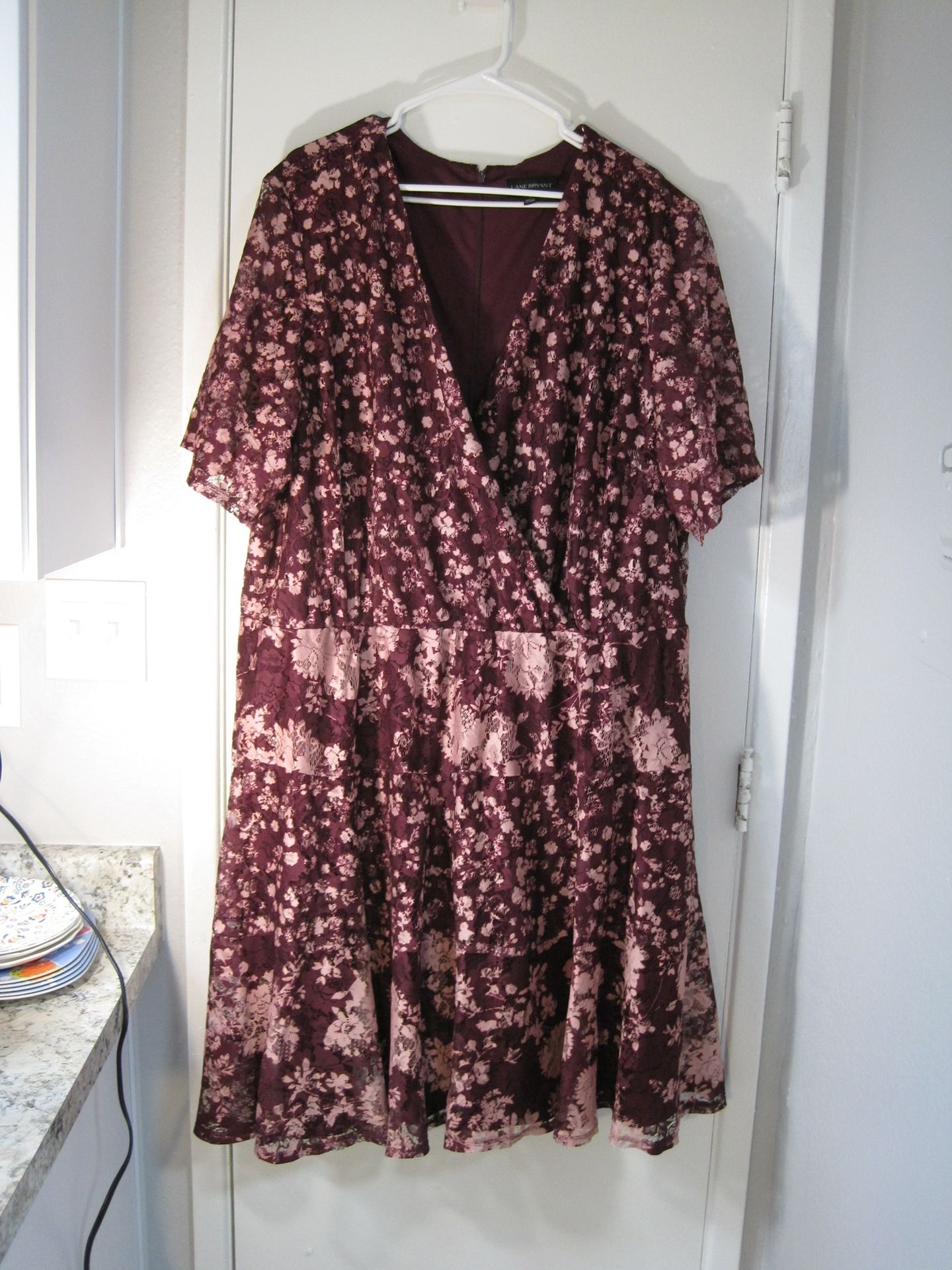 Robe Lane Bryant Taille 28W - Style Tank, Neuf Avec étiquette Mais Avec Défaut