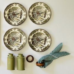 Vintage Collector Plates 