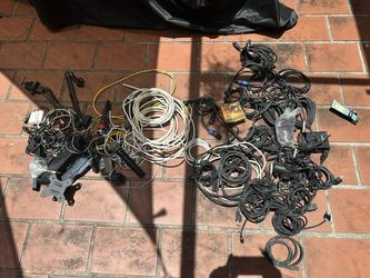 Speaker wires LOTS