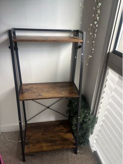 Fish tank stand