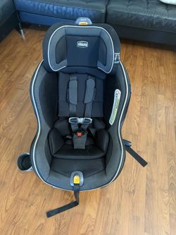 Chicco NextFit Zip Convertible Car Seat 