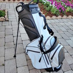 Club Champ Air Channel Golf Bag with Stand, 7 Side Pocket, Carrying Strap. Fairly New 